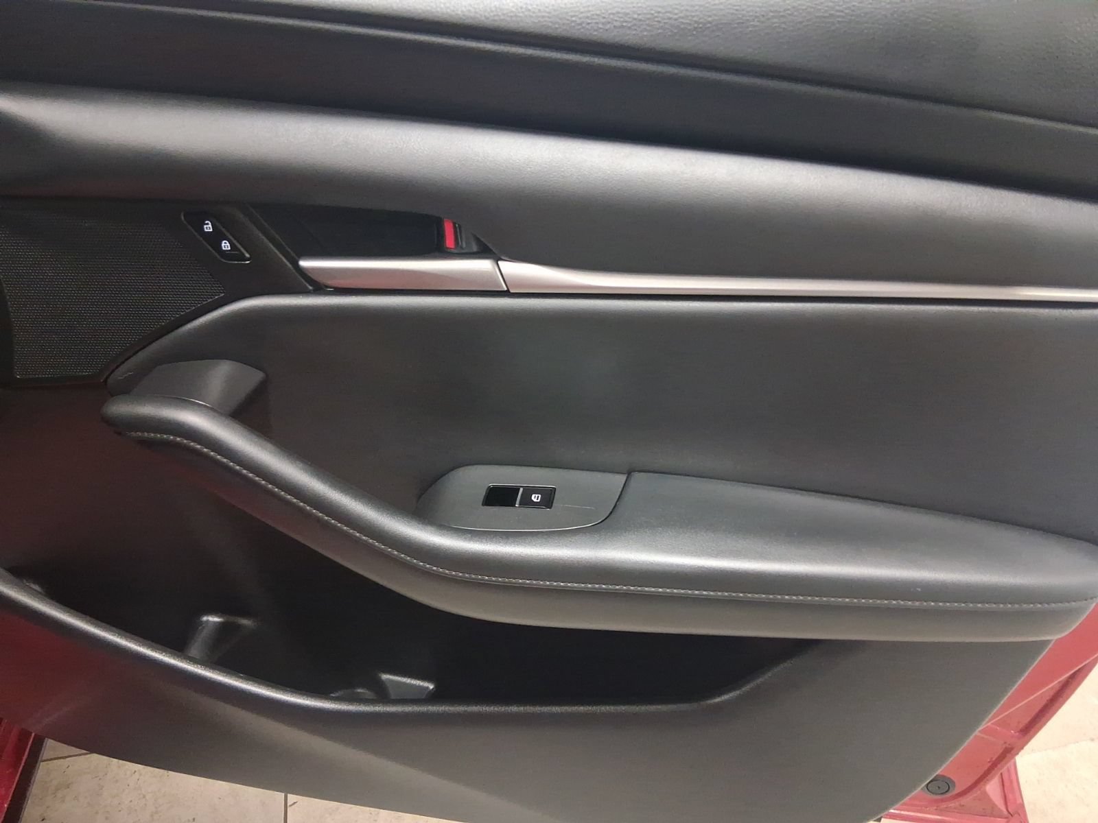 Certified 2021 MAZDA MAZDA3 s FWD image 18