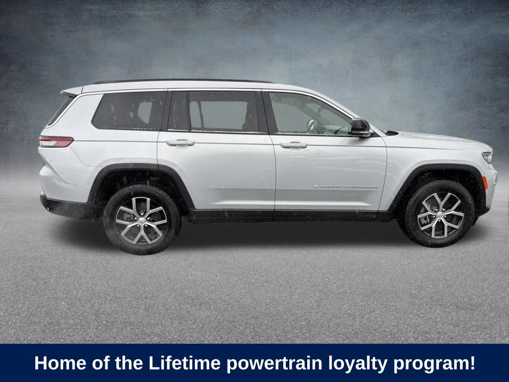 Used 2024 Jeep Grand Cherokee L Limited w/ Luxury Tech Group II image 7