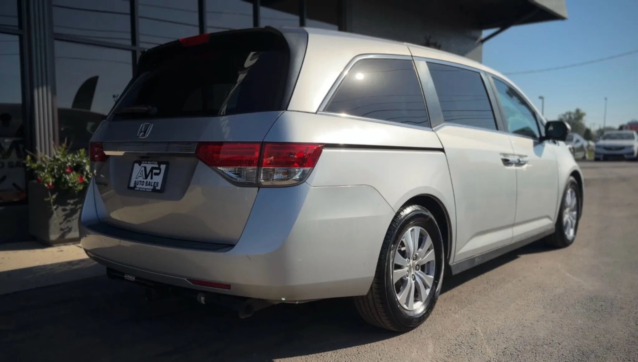Used 2015 Honda Odyssey EX image 3