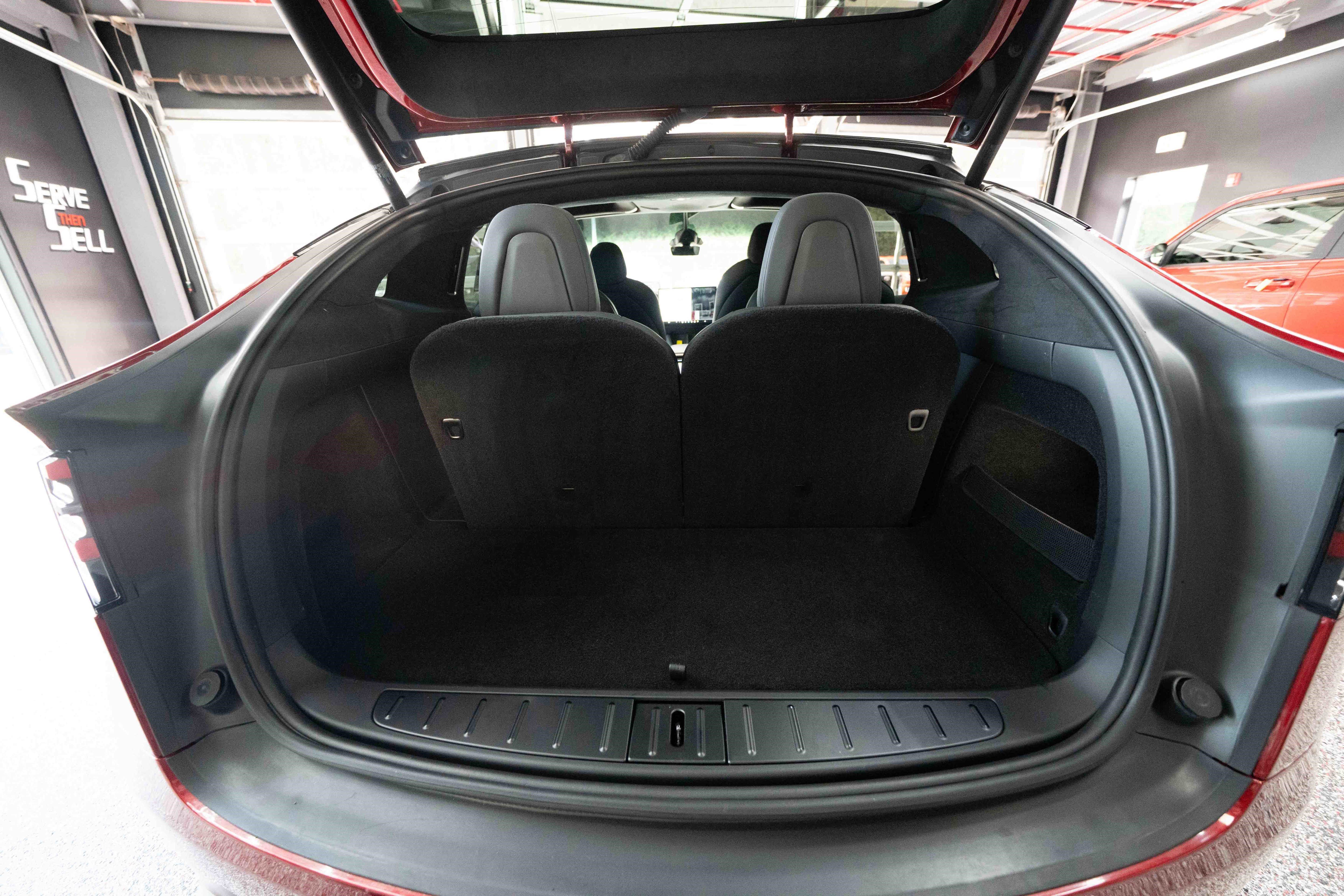 Used 2023 Tesla Model X Plaid image 29