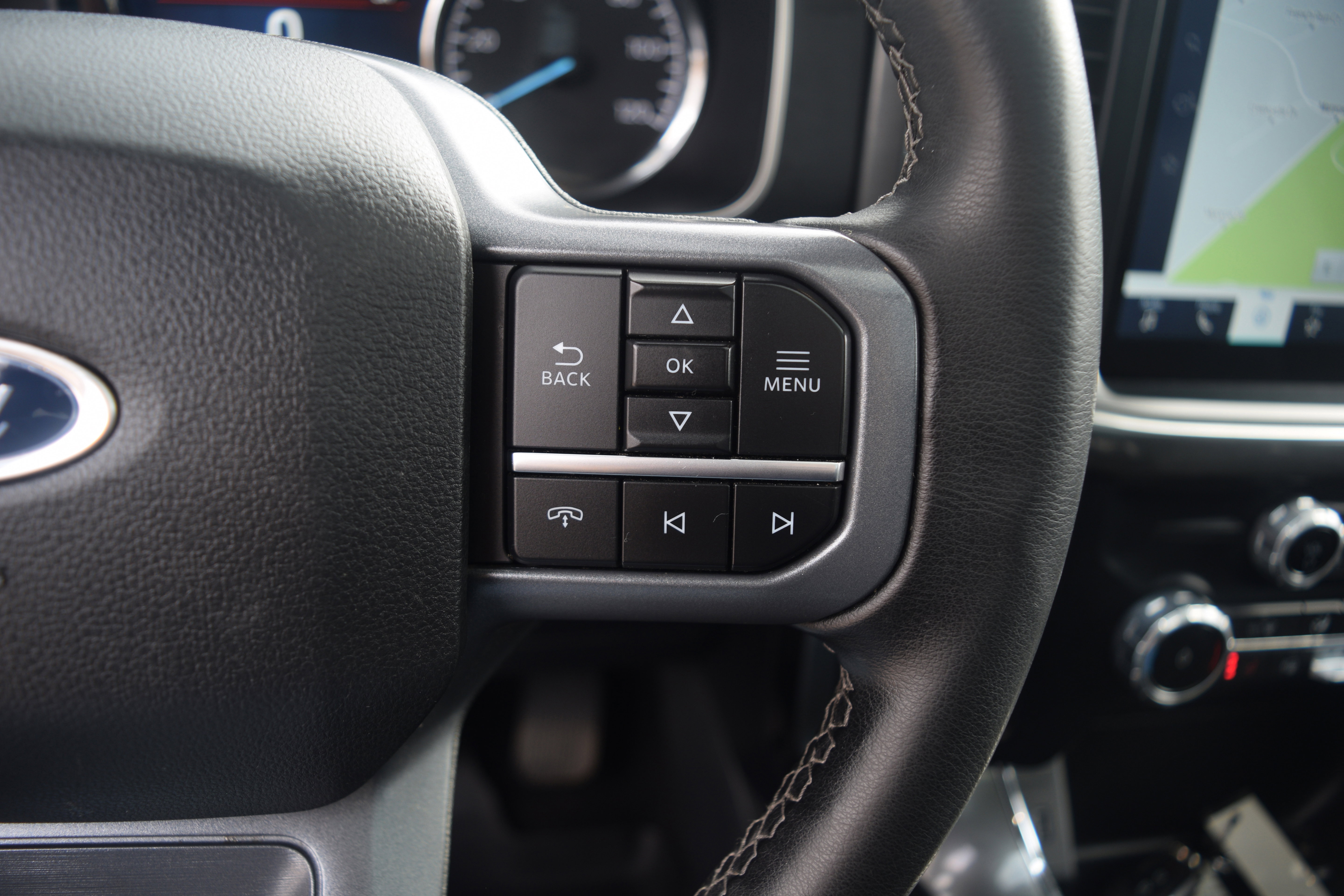 Used 2023 Ford F150 XLT w/ Equipment Group 302A High image 5