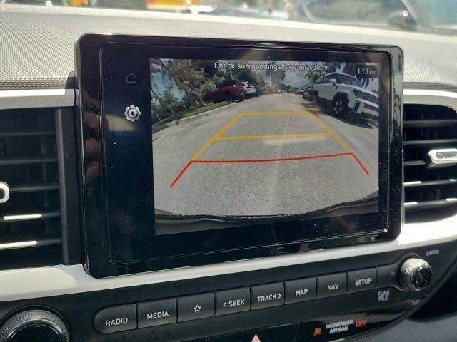 Certified 2023 Hyundai Venue Limited FWD image 24