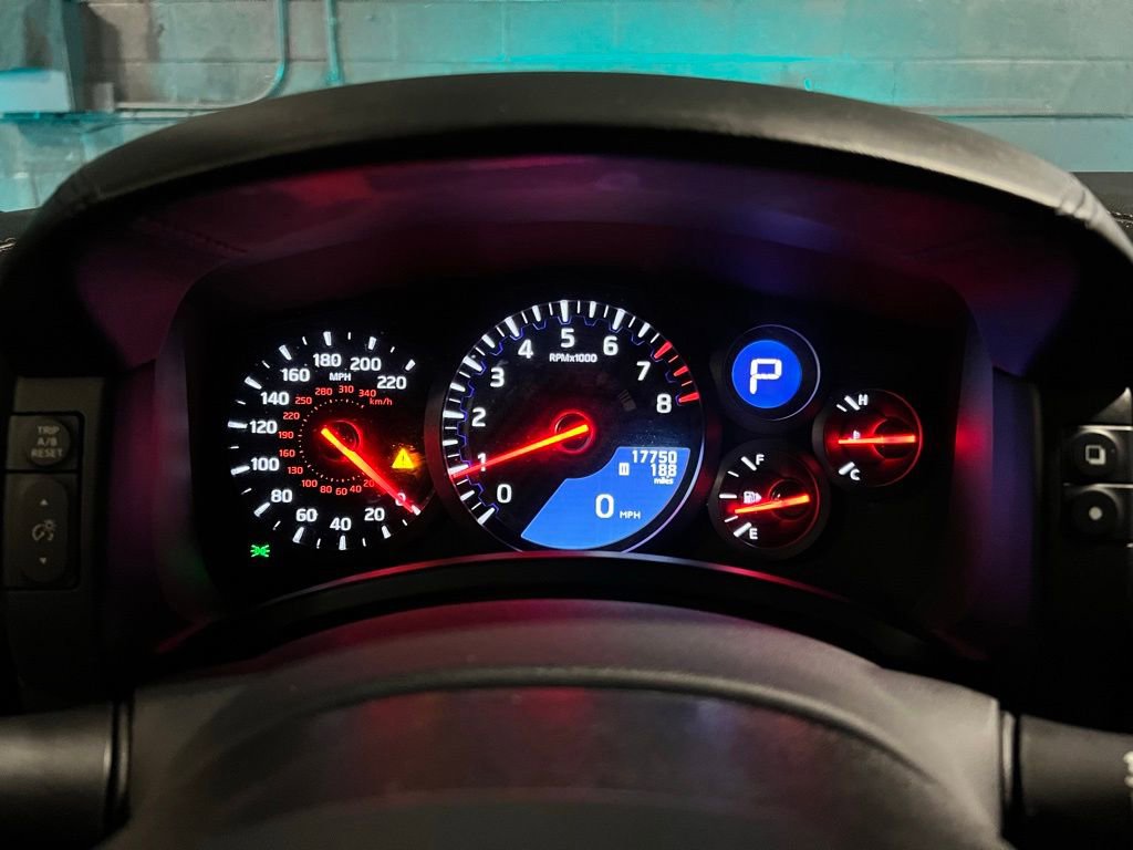 Used 2017 Nissan GT-R Premium image 26