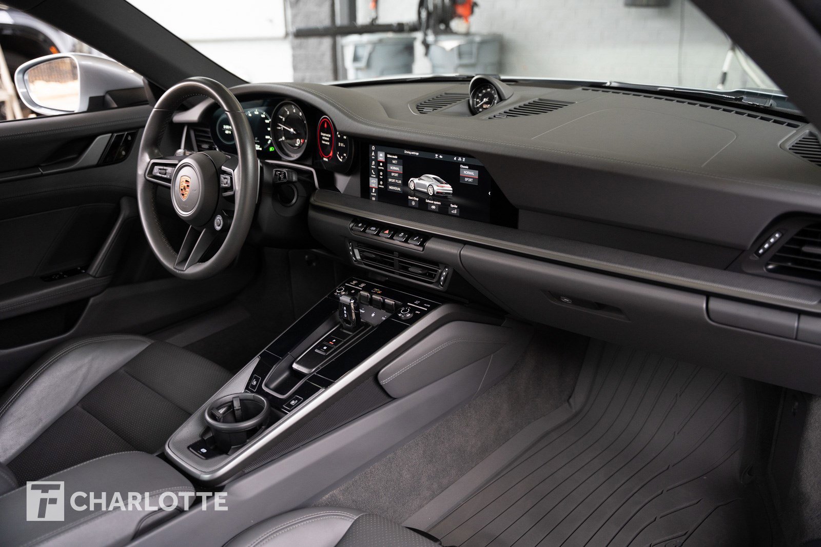 Used 2020 Porsche 911 Carrera S w/ Sport Package image 31