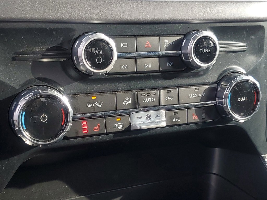 Used 2025 Ford F150 XLT w/ Equipment Group 302A MID image 23