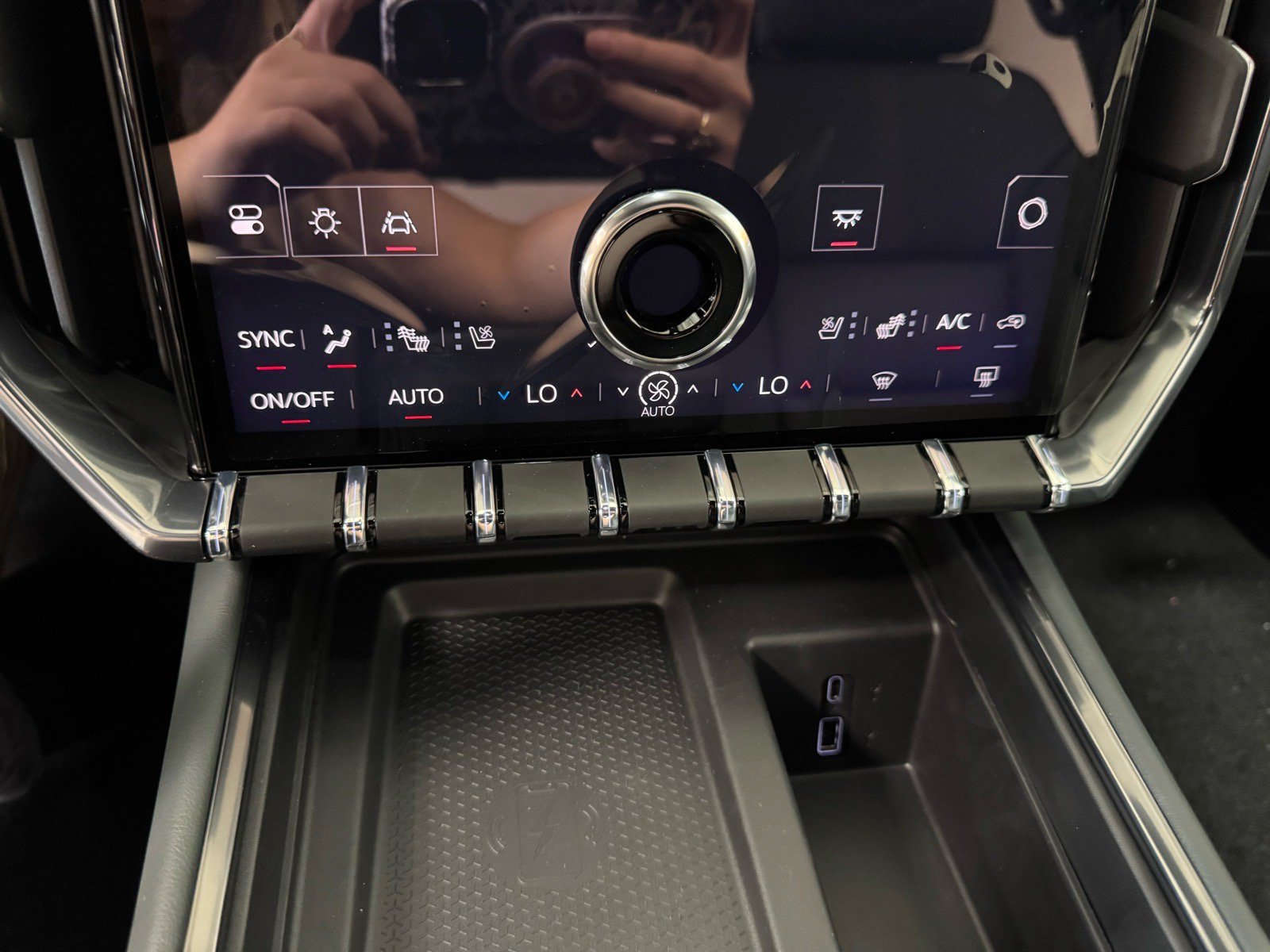 New 2027 GMC Acadia AT4 w/ Luxury Package AWD/4WD image 25