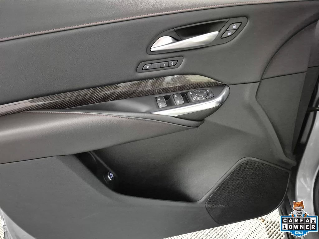 Used 2023 Cadillac XT4 Sport image 13