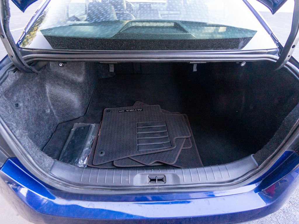 Used 2023 Nissan Altima 2.5 SR image 29