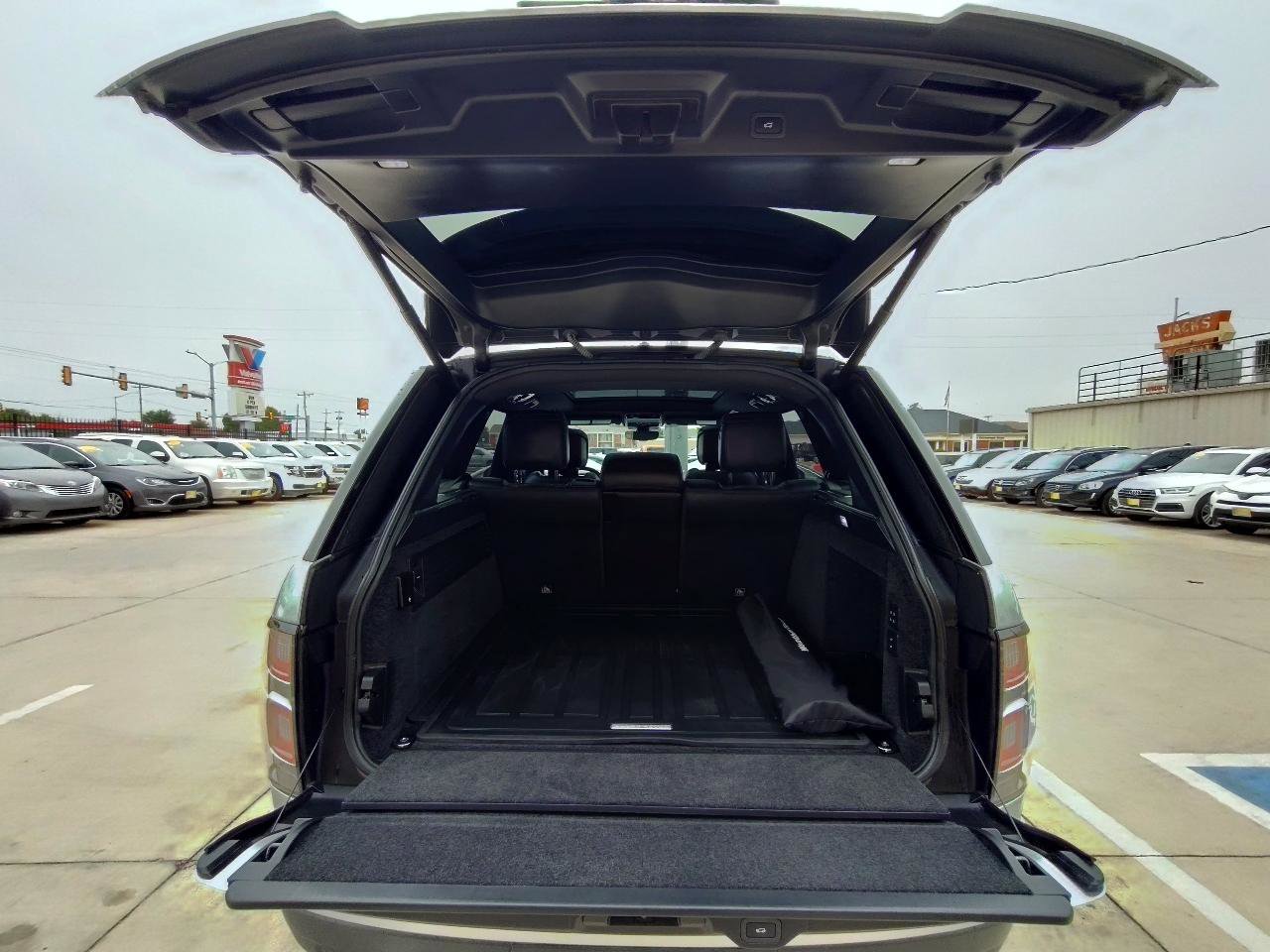 Used 2019 Land Rover Range Rover Supercharged AWD/4WD image 54
