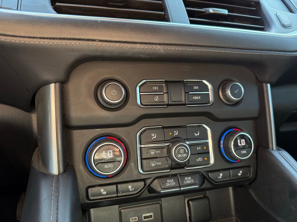 Used 2022 Chevrolet Tahoe LT w/ Luxury Package image 18