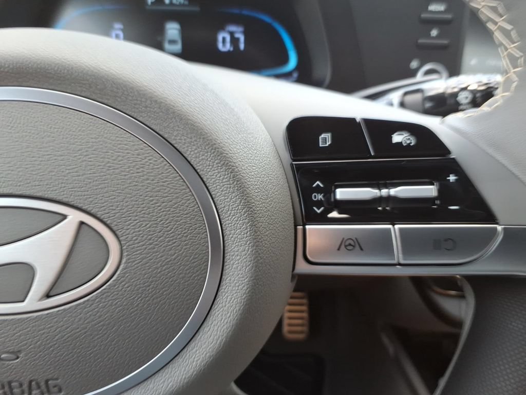 New 2026 Hyundai Elantra Sport FWD image 19