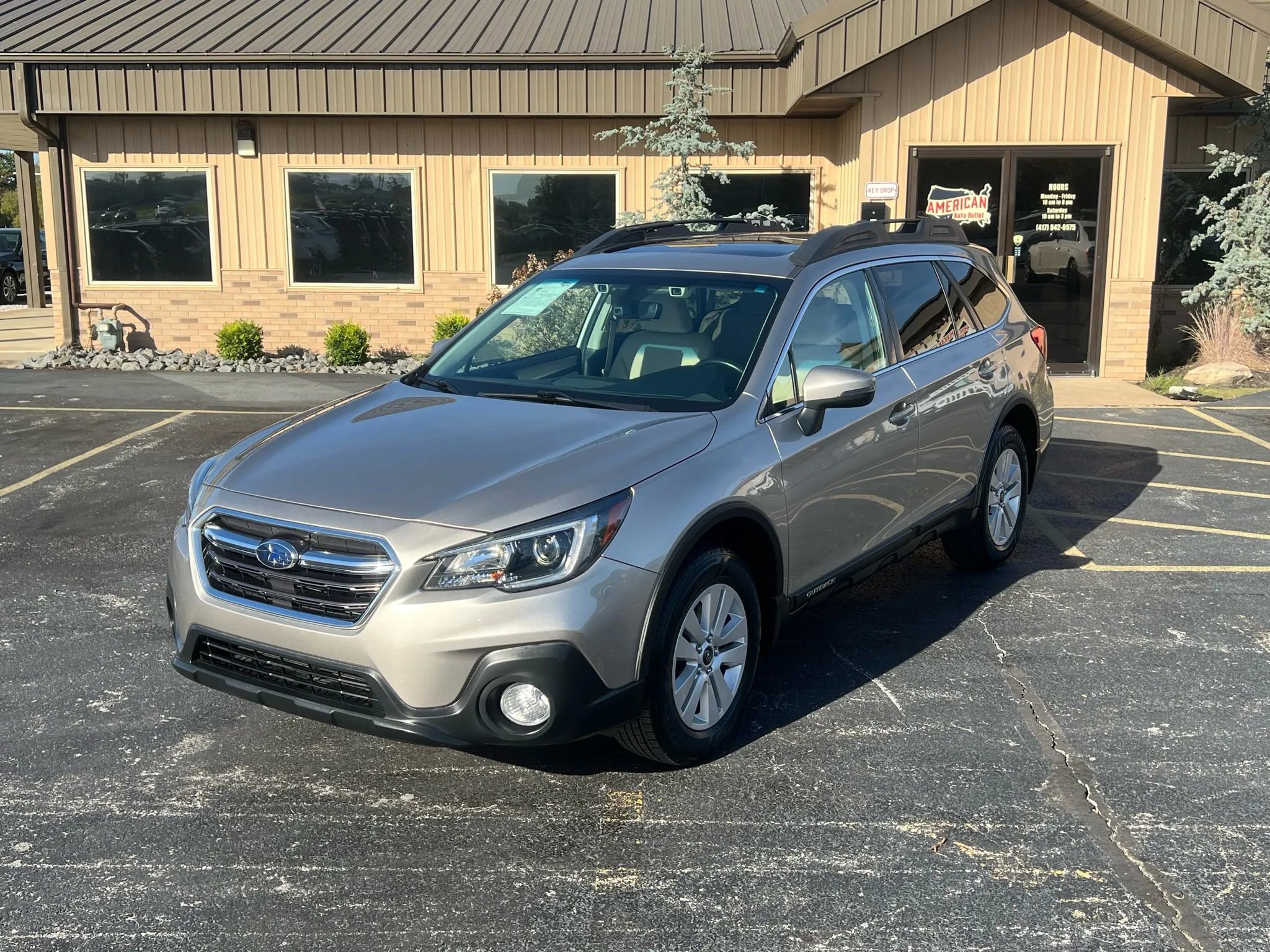 Used 2019 Subaru Outback 2.5i Premium w/ Protection Package #1 image 6