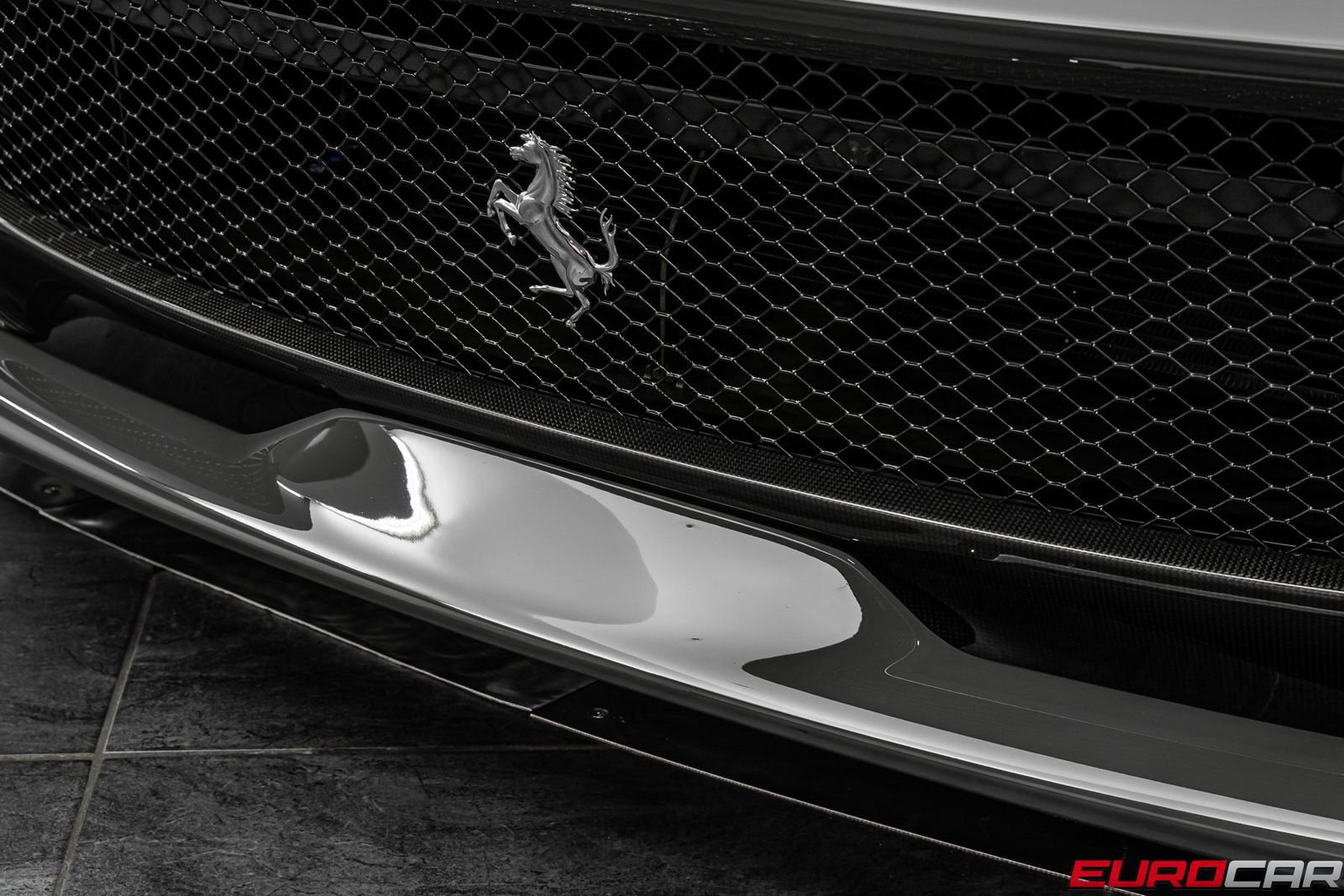 Used 2023 Ferrari 812 GTS RWD image 15