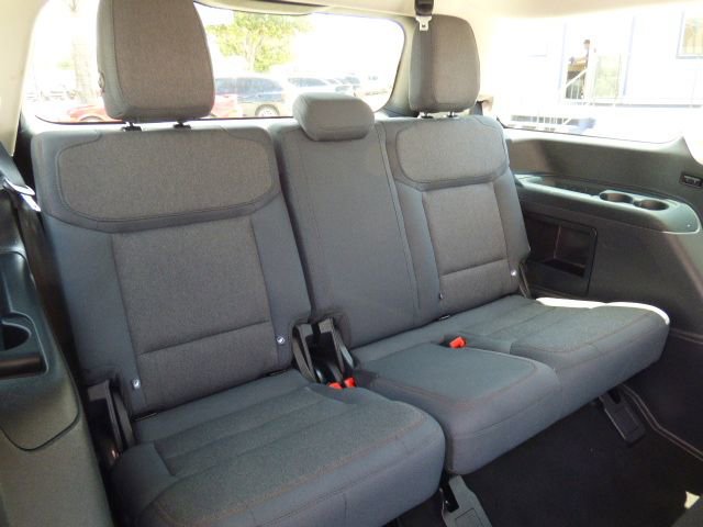 Used 2025 Ford Expedition Active RWD image 17