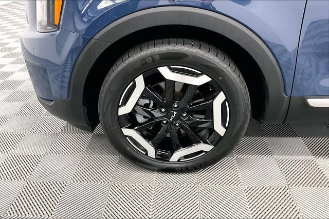 Used 2025 Kia Telluride S AWD/4WD image 10