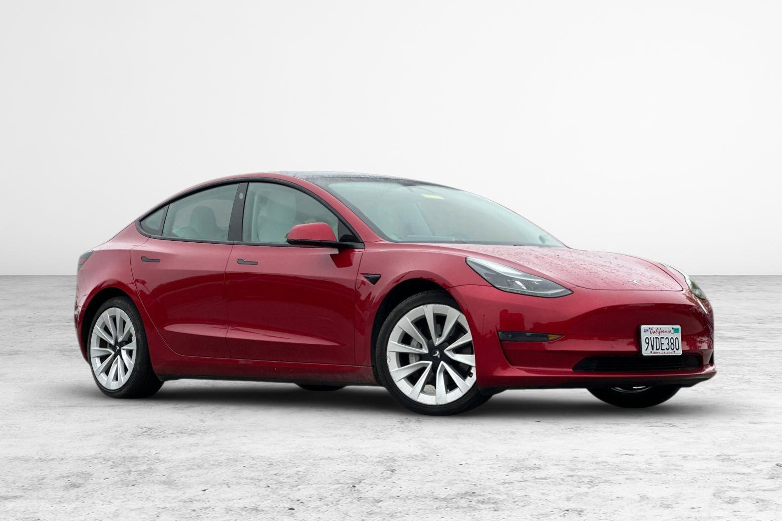 Used 2021 Tesla Model 3 Standard Range Plus RWD image 2