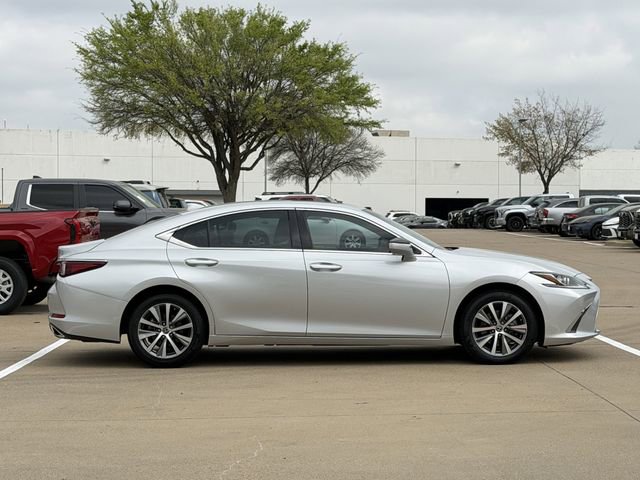 Used 2020 Lexus ES 350 w/ Accessory Package 2 image 3