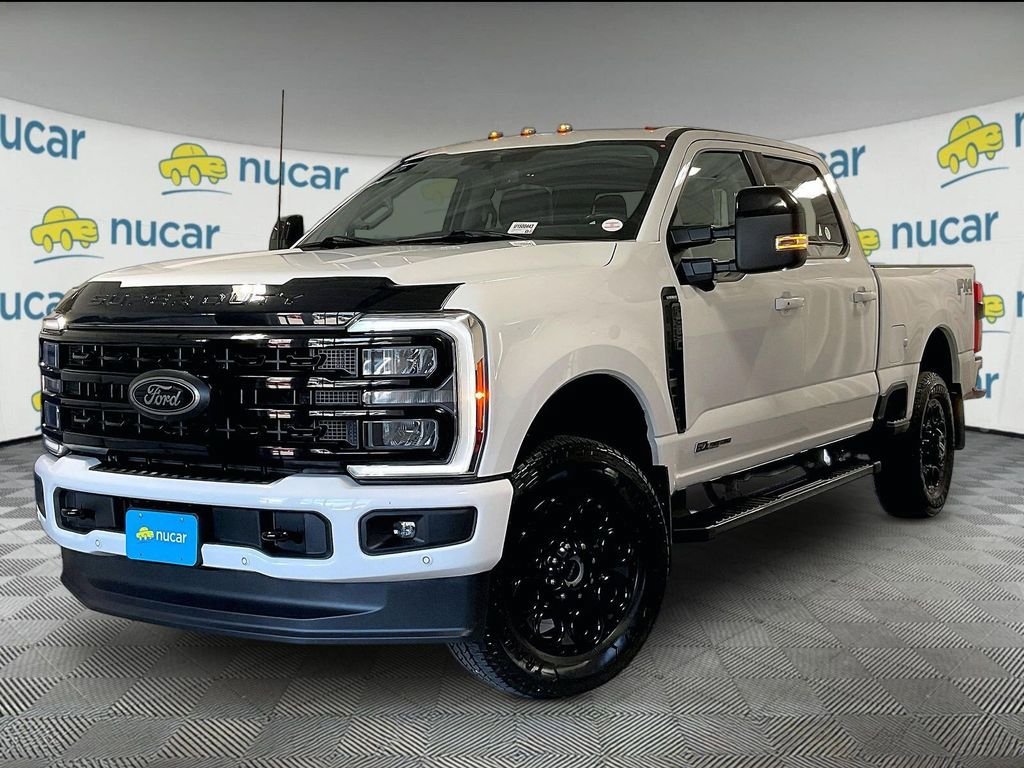 Used 2023 Ford F350 Lariat w/ Lariat Ultimate Package AWD/4WD image 3