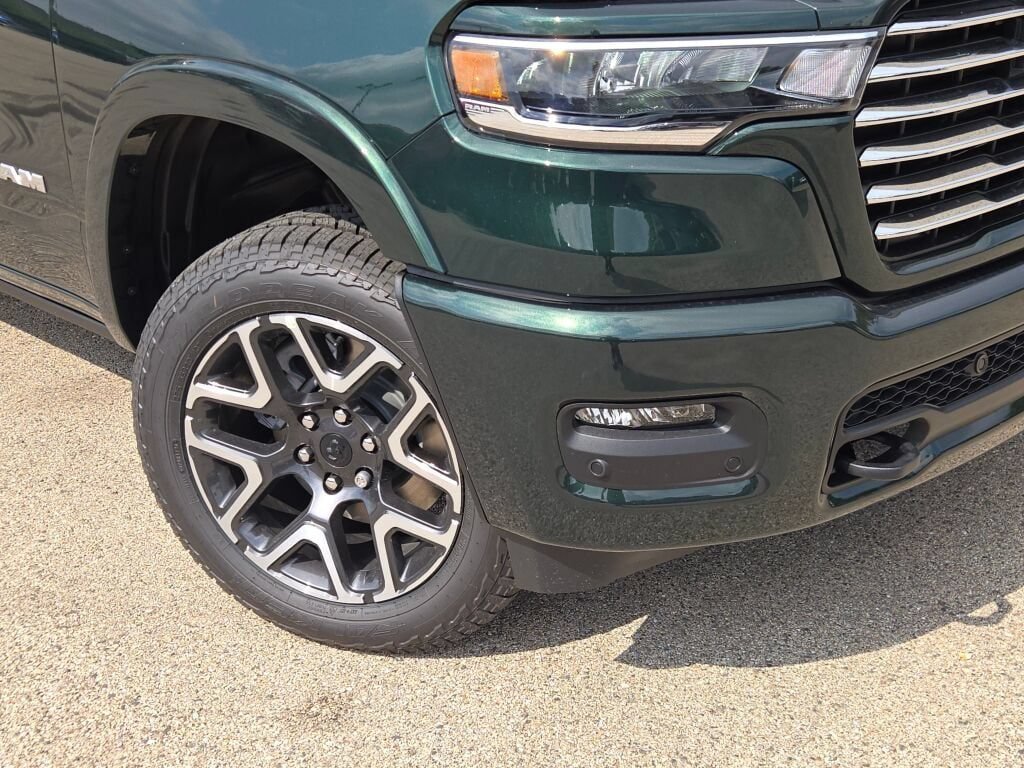 New 2027 RAM 1500 Laramie w/ Advanced Safety Group II AWD/4WD image 3