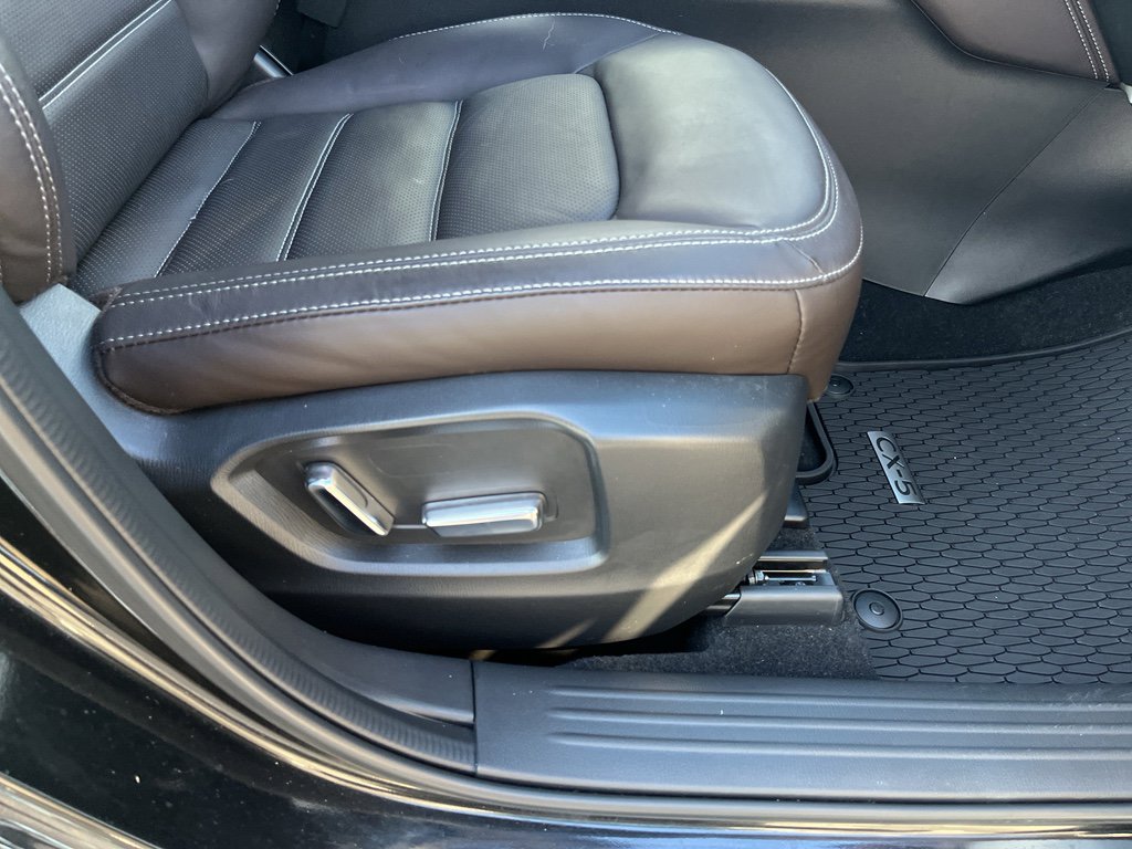 Certified 2025 MAZDA CX-5 Signature image 32