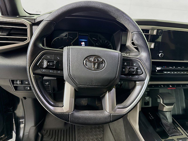 Used 2025 Toyota Tundra SR5 w/ SR5 Convenience Package AWD/4WD image 12