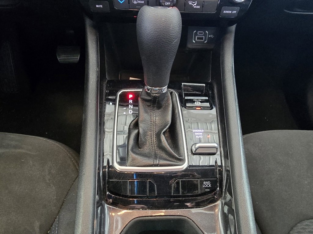 Used 2024 Jeep Compass Sport image 9