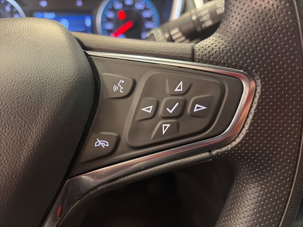 Used 2023 Chevrolet Equinox LT AWD/4WD image 25