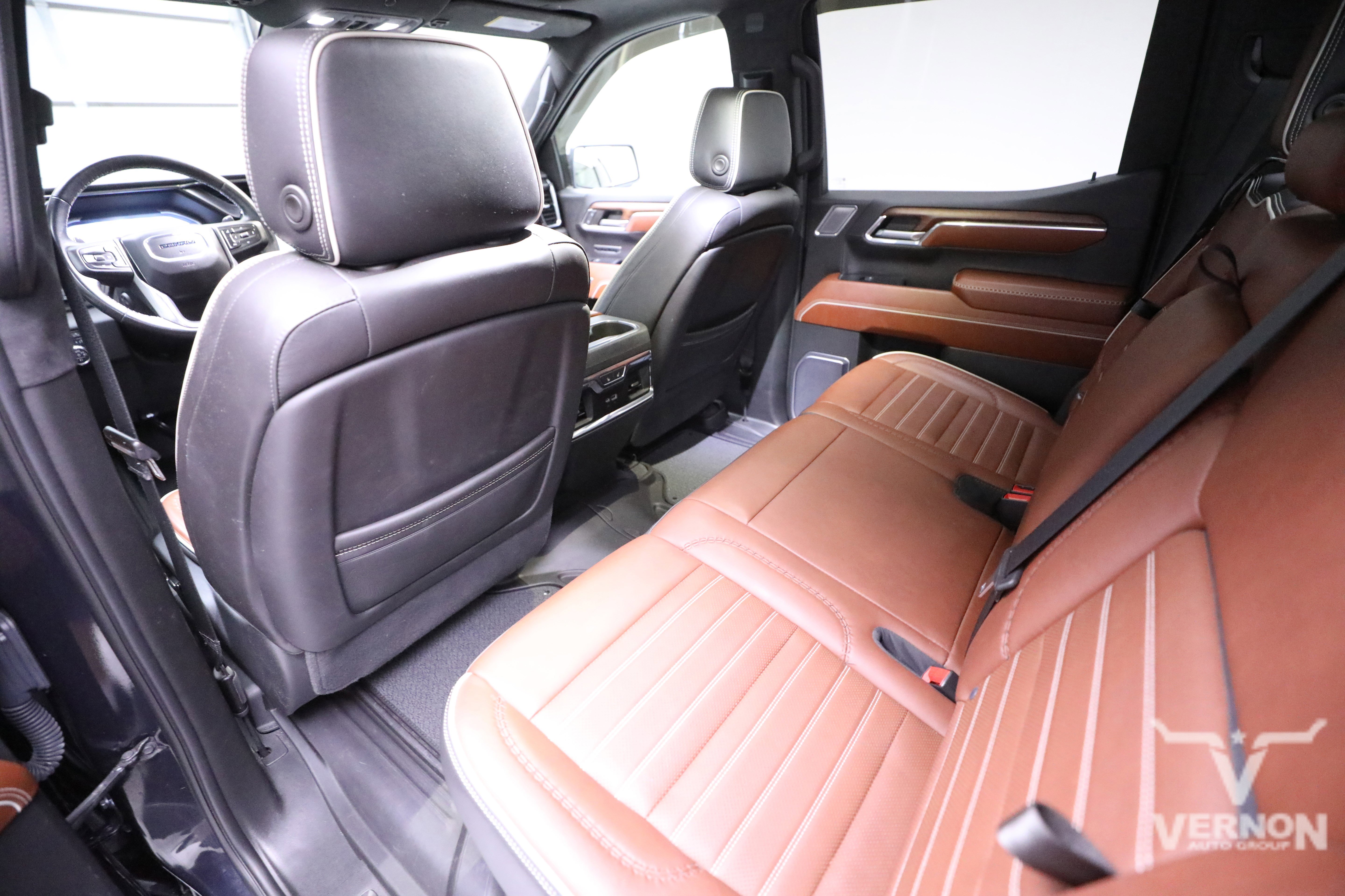 Used 2023 GMC Sierra 1500 Denali Ultimate image 9