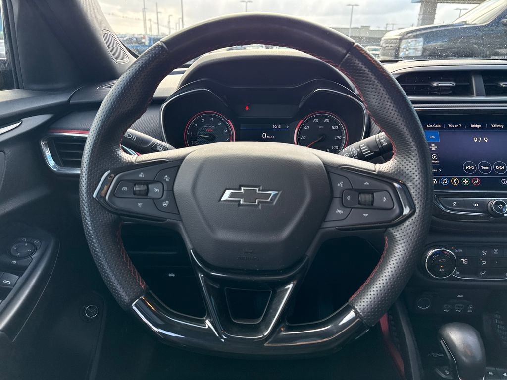 Used 2023 Chevrolet TrailBlazer RS w/ Sun and Liftgate Package image 18