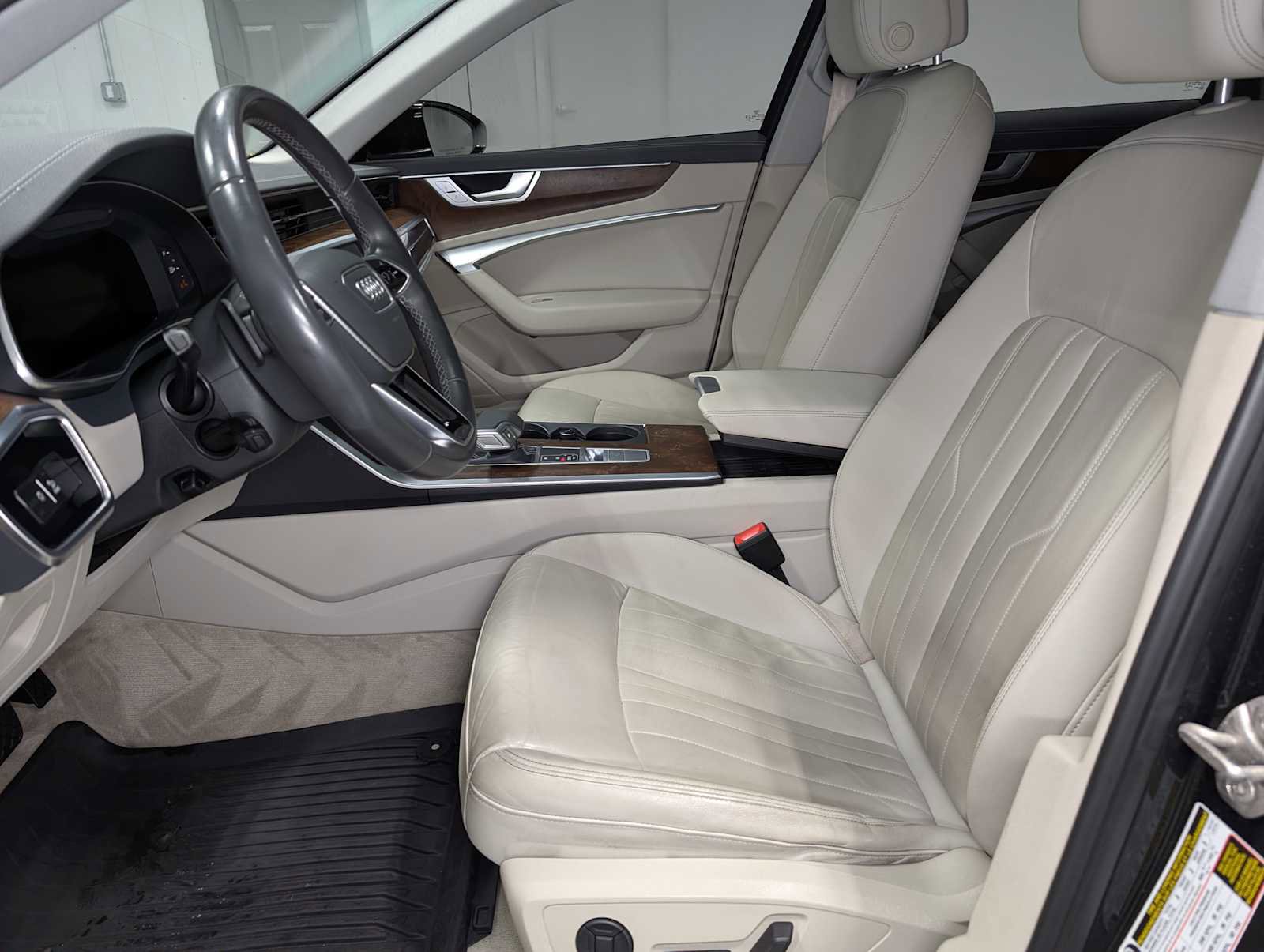 Used 2021 Audi A6 Premium w/ Convenience Package image 4