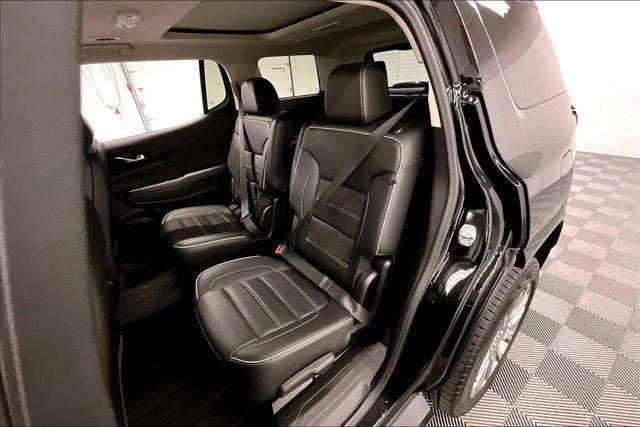Used 2022 GMC Acadia Denali w/ GMC Pro Grade Package AWD/4WD image 25