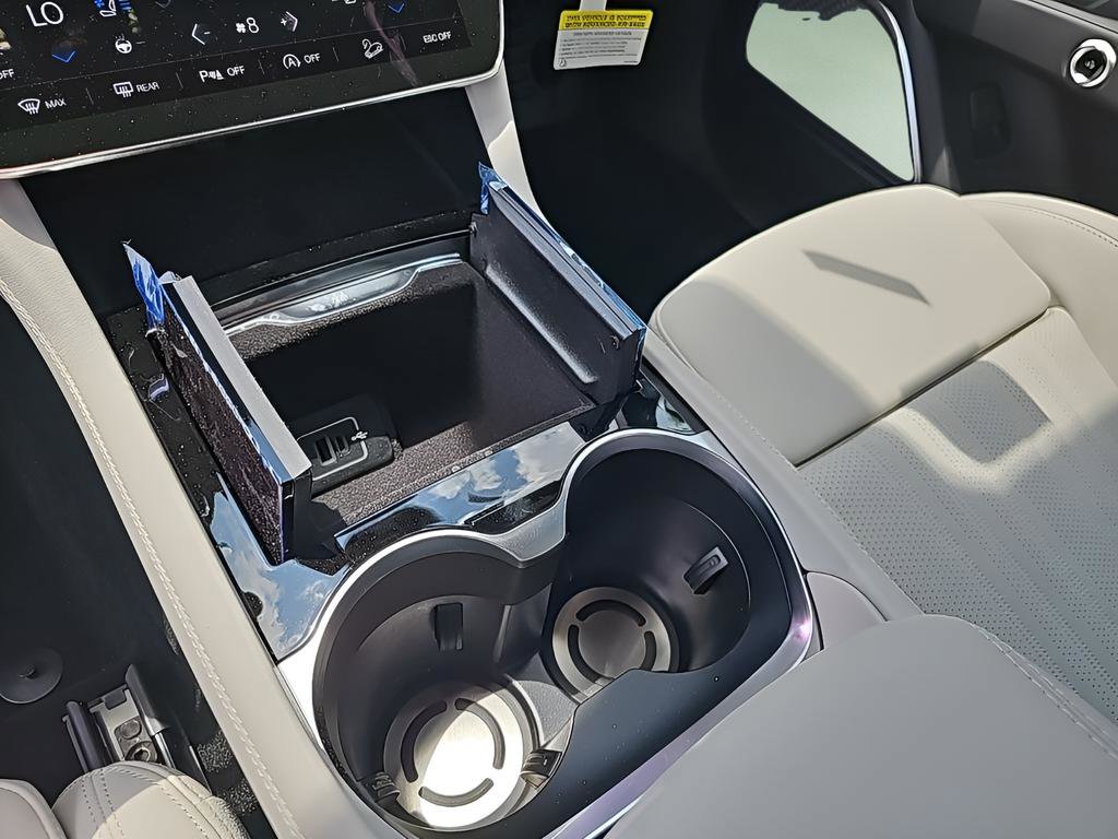 New 2024 Maserati Grecale Modena image 23