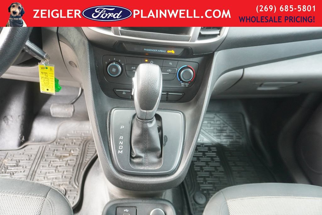Used 2019 Ford Transit Connect XL FWD image 17