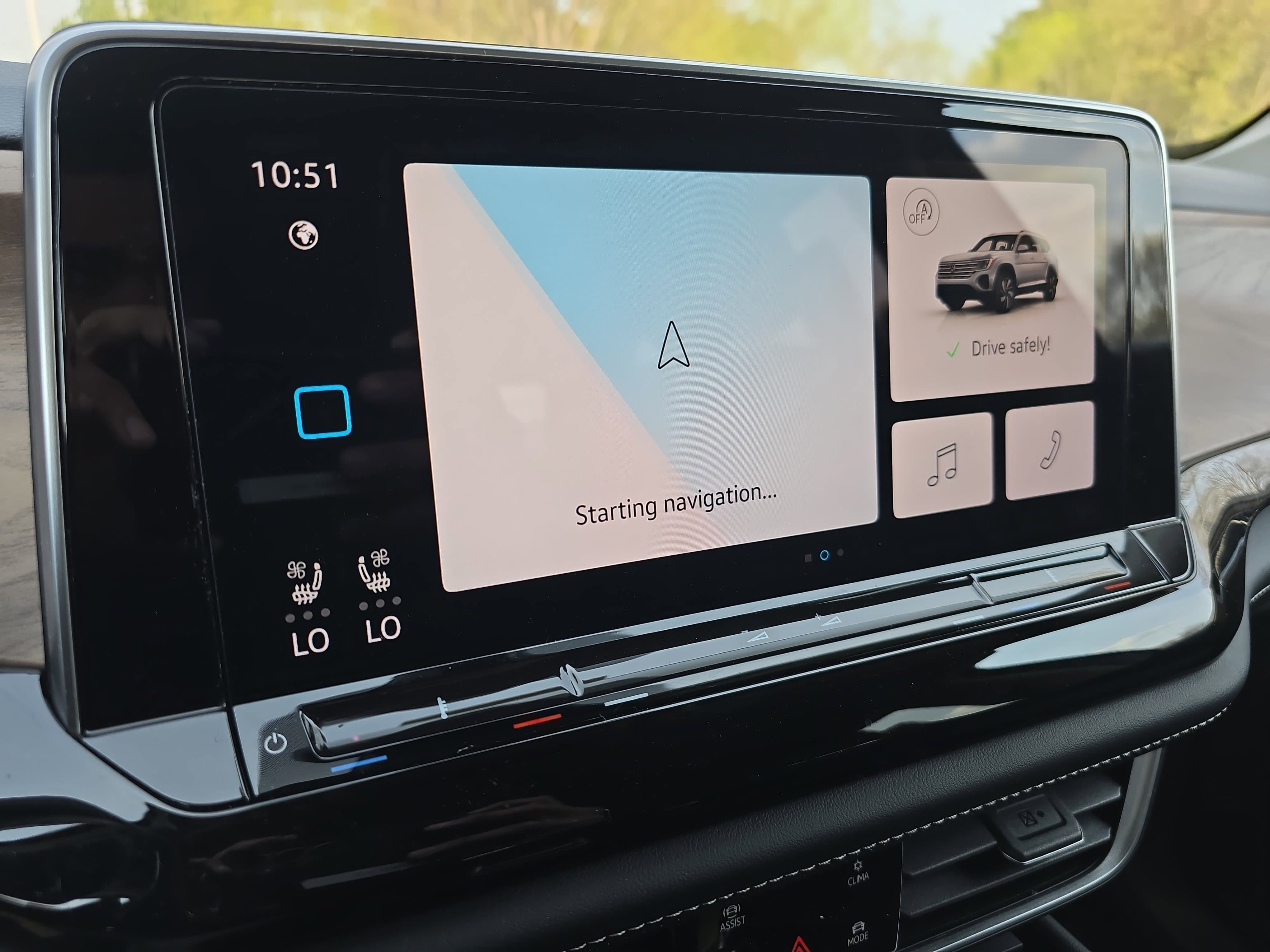 Used 2024 Volkswagen Atlas SE image 22