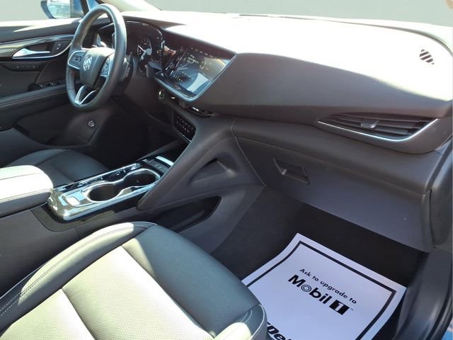 Used 2022 Buick Envision Essence w/ Safety Package FWD image 21