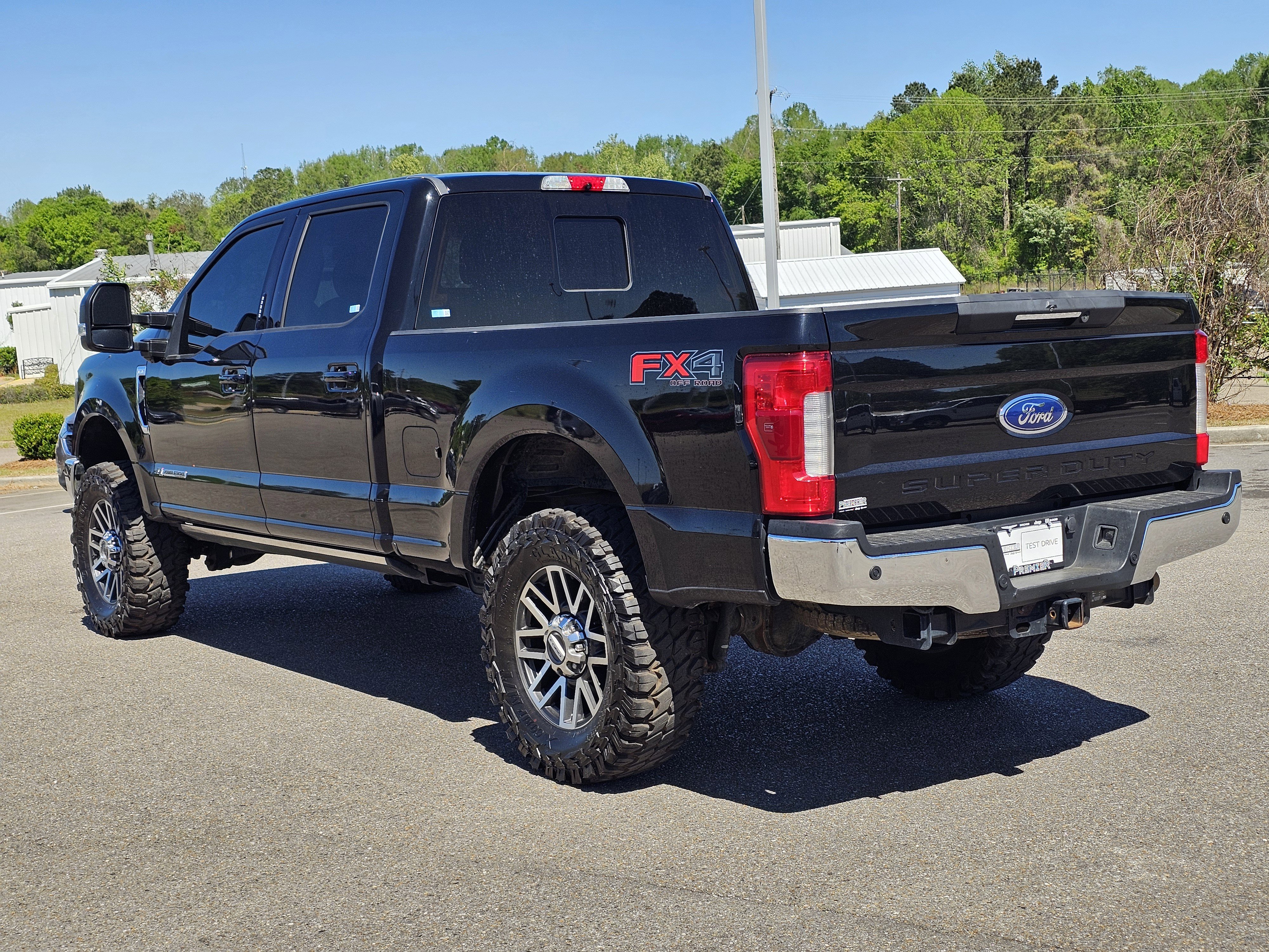 Used 2018 Ford F250 Lariat w/ Lariat Ultimate Package image 12