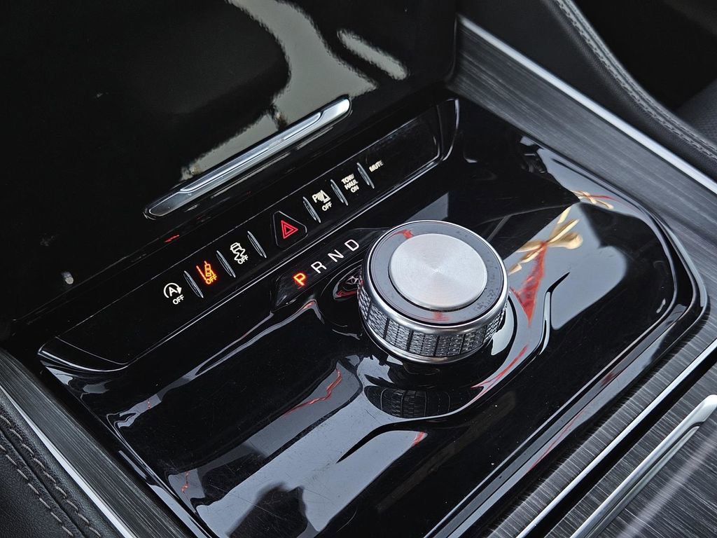 Used 2024 Jeep Wagoneer Series II image 23