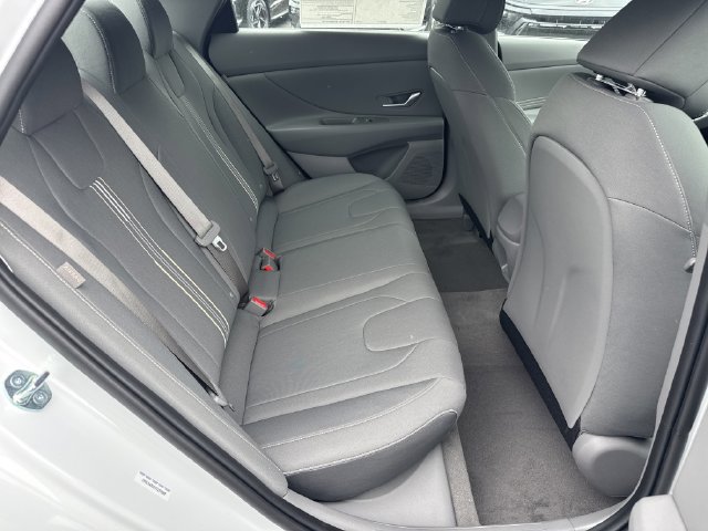 New 2026 Hyundai Elantra Sport FWD image 17