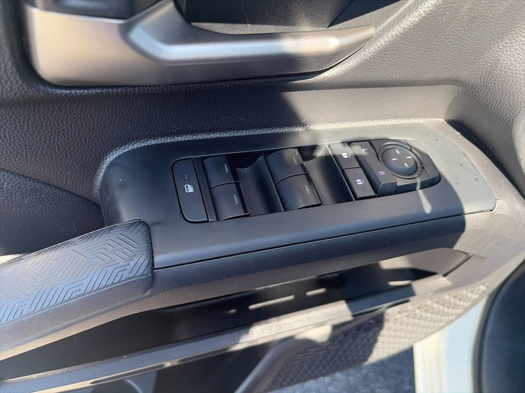 Used 2025 Toyota Tacoma TRD Off-Road AWD/4WD image 13