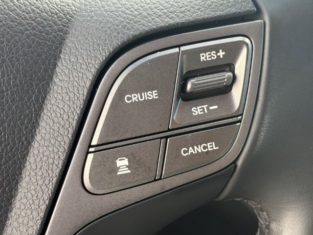 Used 2018 Hyundai Santa Fe Limited FWD image 26