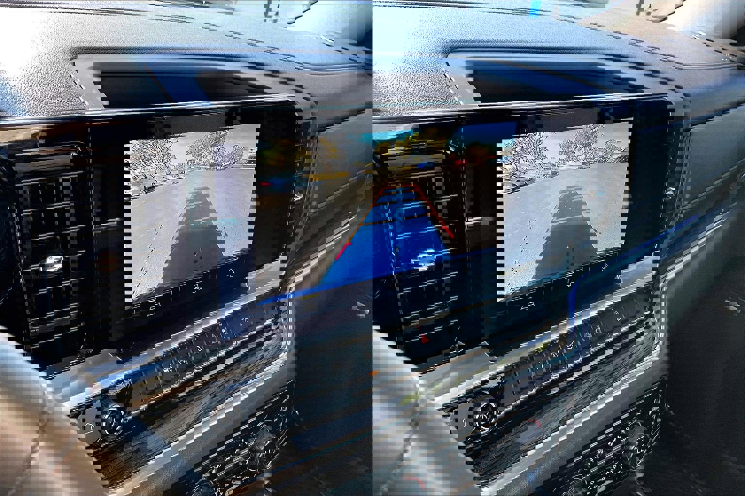 Certified 2024 Chevrolet Silverado 1500 LT Trail Boss w/ Convenience Package II image 24