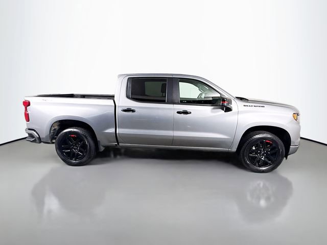 Used 2023 Chevrolet Silverado 1500 RST w/ Redline Edition AWD/4WD image 5