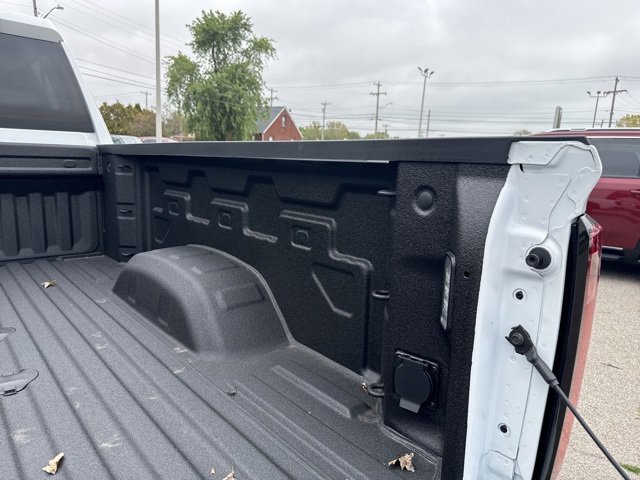 New 2026 GMC Sierra 2500 SLT w/ SLT Premium Package image 19