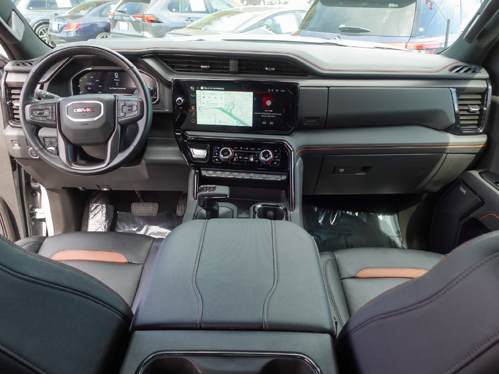 Used 2025 GMC Sierra 1500 AT4 w/ AT4 Premium Package AWD/4WD image 28