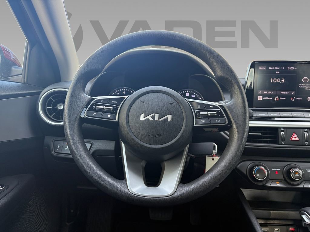 Used 2024 Kia Forte LXS w/ LXS Technology Package image 11