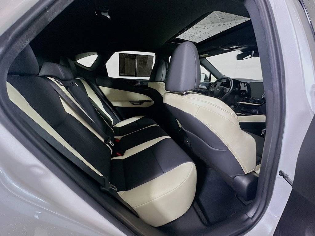 Used 2024 Lexus NX 350 AWD image 9