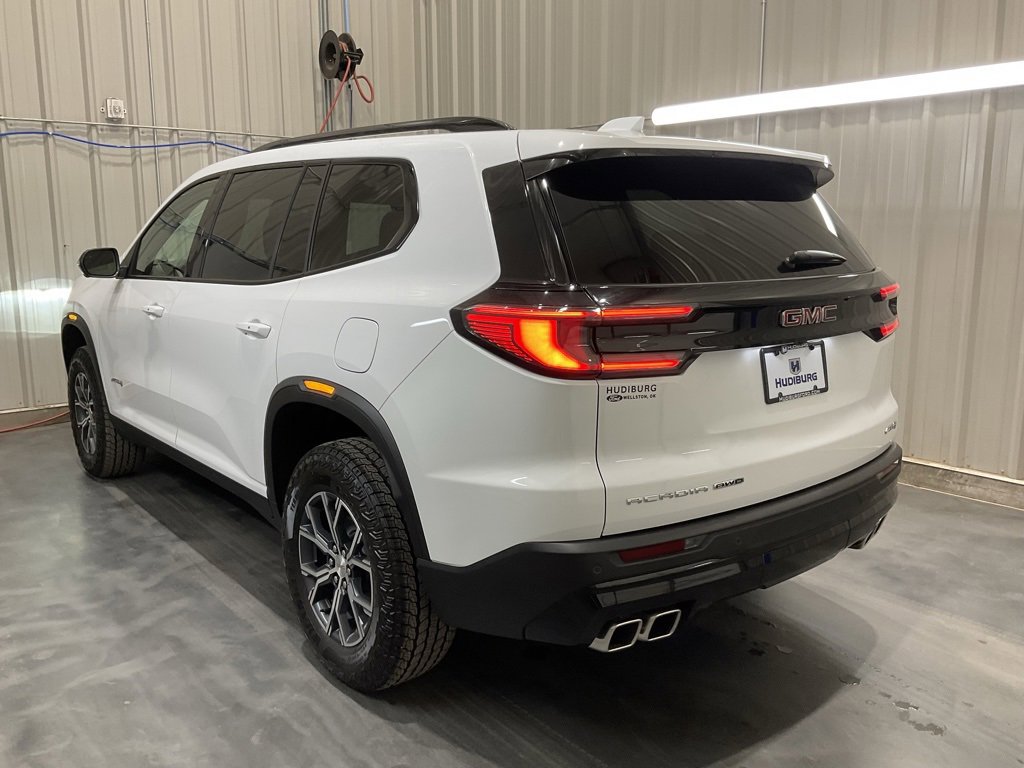 Used 2025 GMC Acadia AT4 image 22