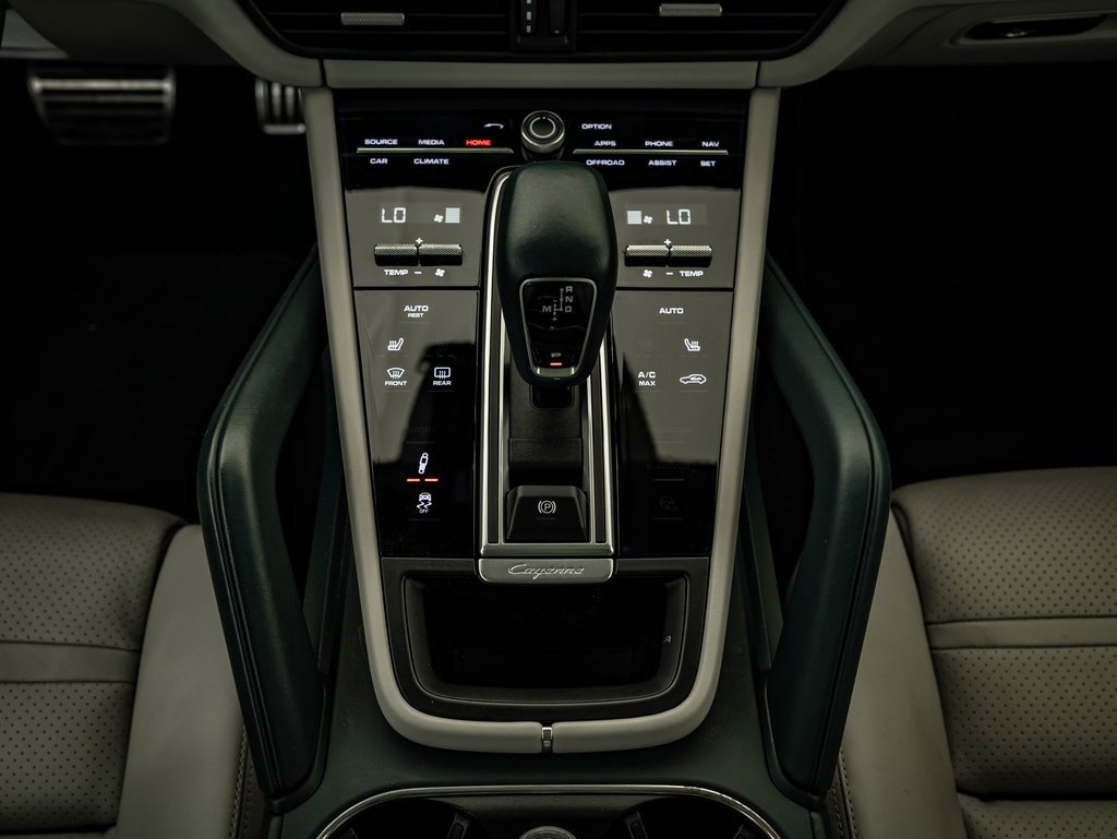 Used 2019 Porsche Cayenne S image 41