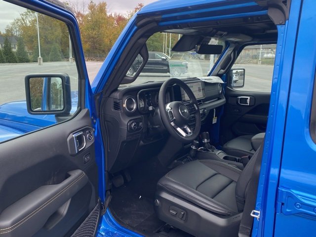 New 2026 Jeep Wrangler Sahara image 14