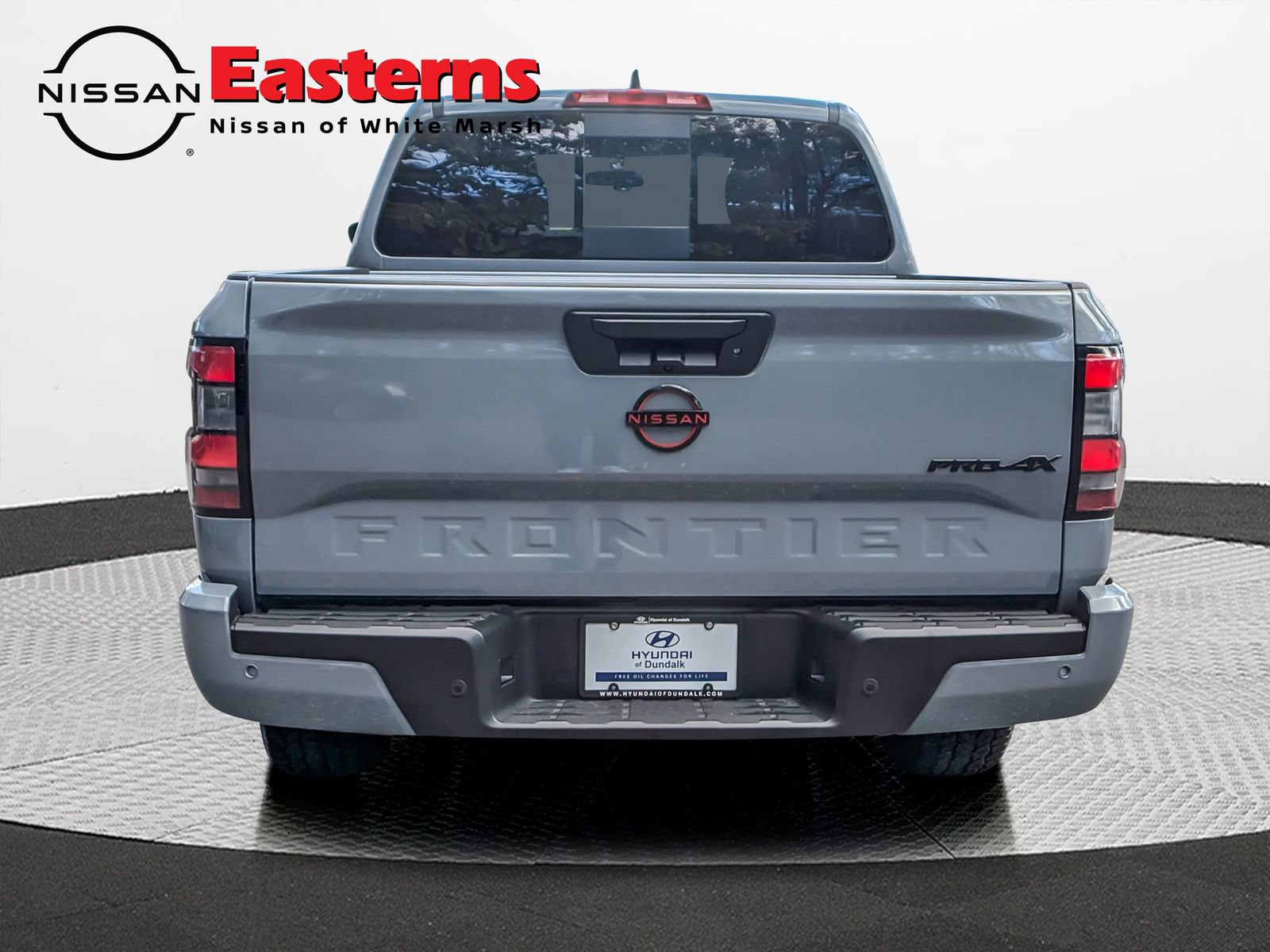 Used 2024 Nissan Frontier PRO-4X w/ Technology Package AWD/4WD image 6
